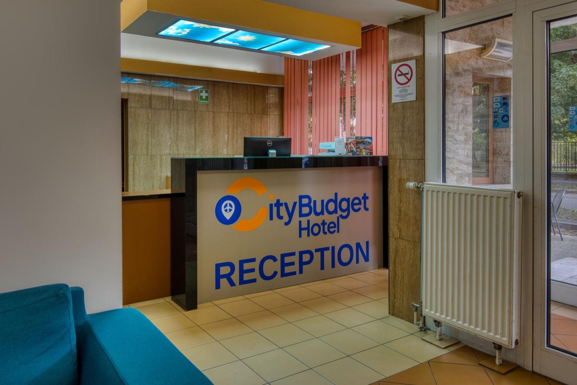 City Budget Hotel Boedapest Buitenkant foto