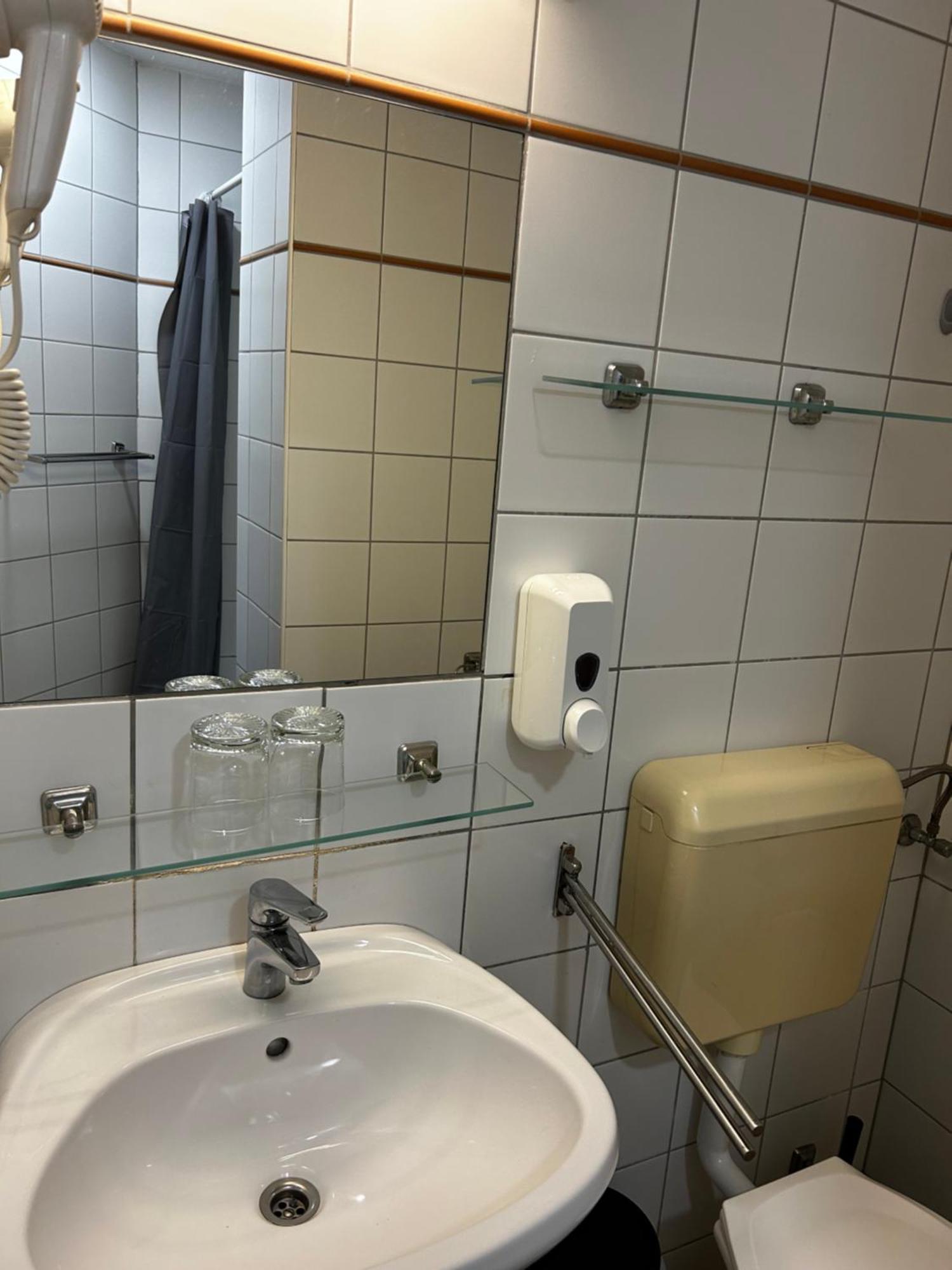 City Budget Hotel Boedapest Buitenkant foto
