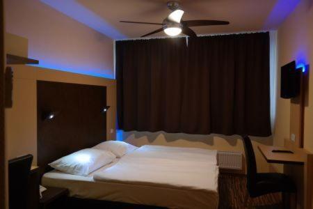 City Budget Hotel Boedapest Buitenkant foto